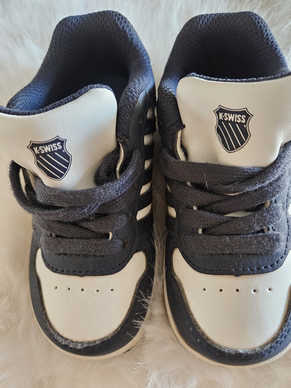 K-Swiss Kids Navy & White Lace-Up Sneakers